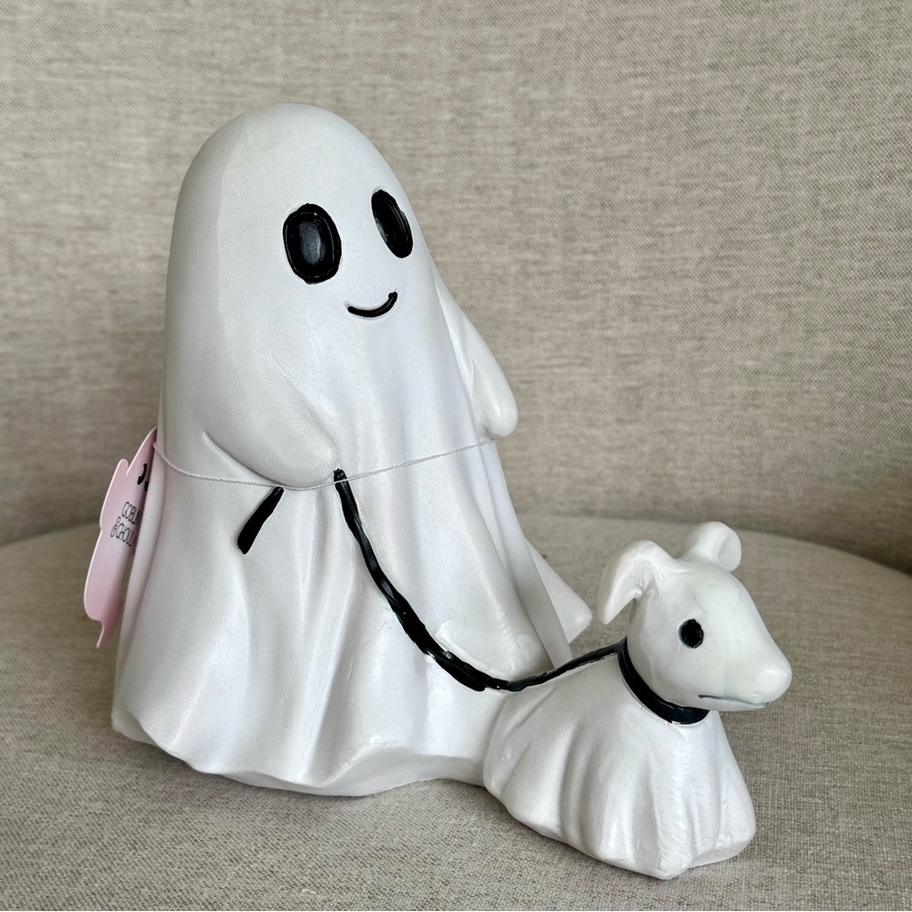 Ghost Walking Dog - Goblin & Ghoul Halloween Figurine
